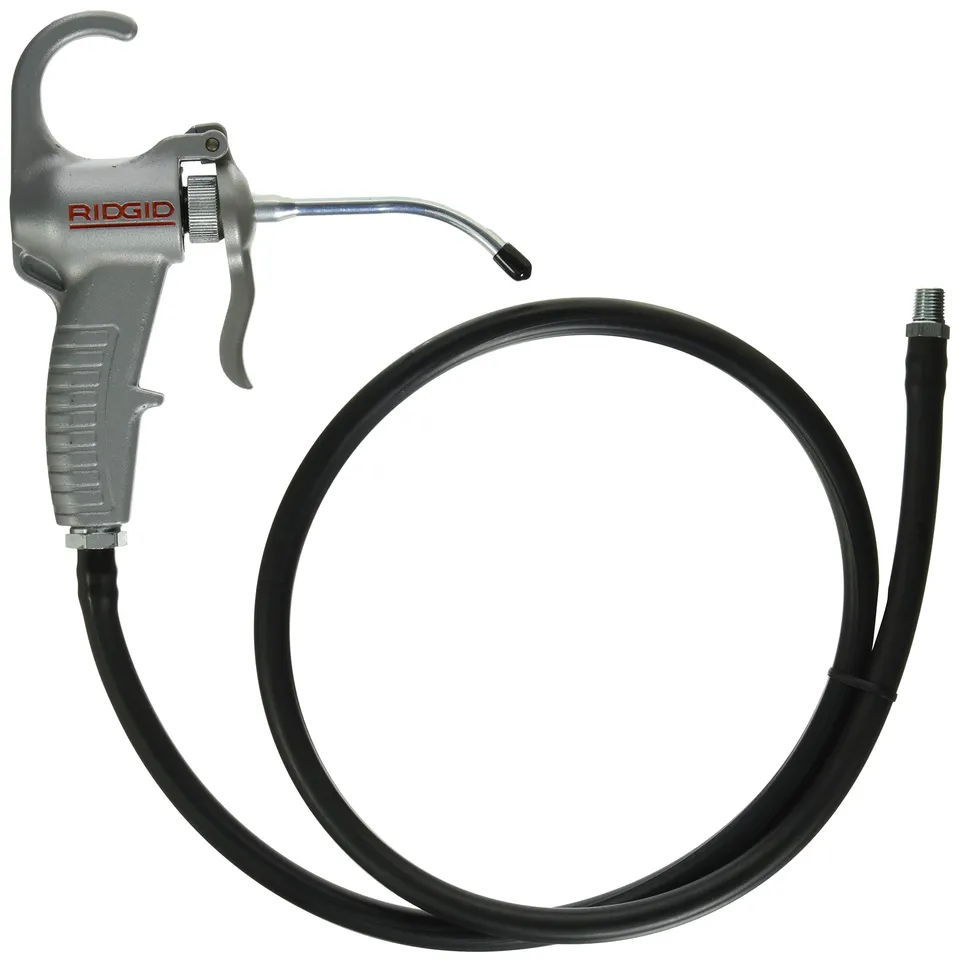 ridgid-72327-418-oiler-gun-all-weather-pipe-threading-oiler-gun-with-simple-2-fi image 1