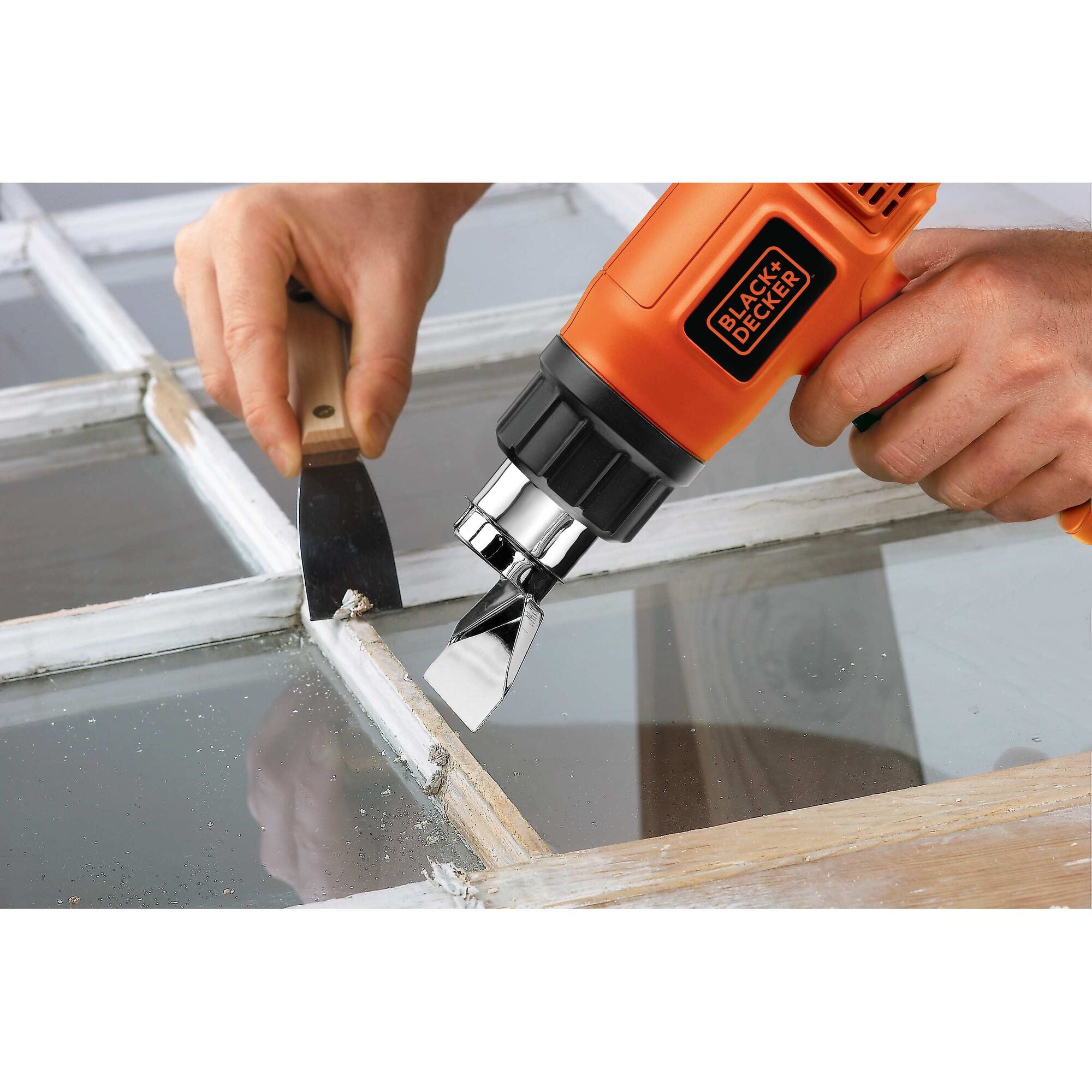 black-decker-heat-gun-with-dual-temperature-settings image 2
