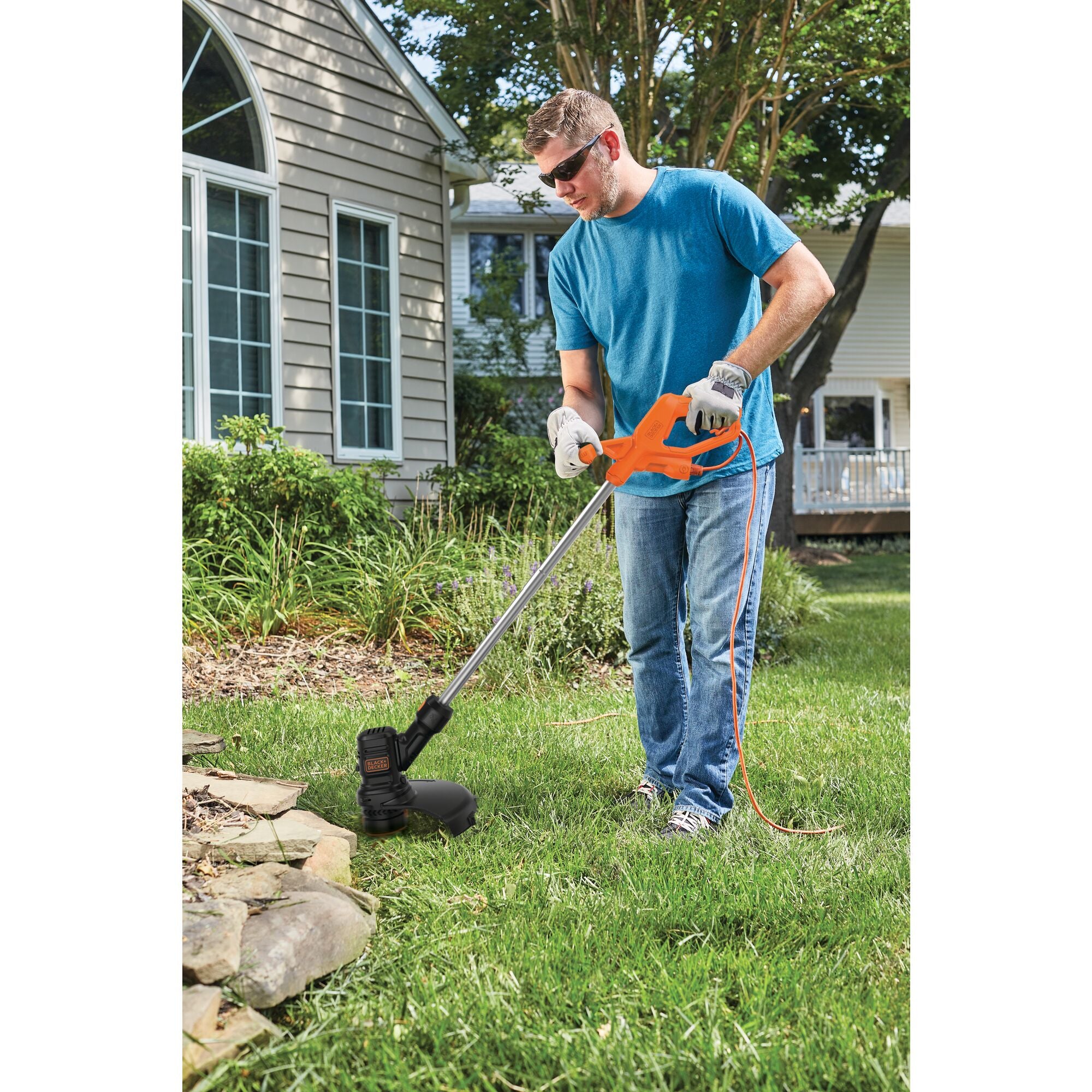black-decker-4-amp-13-inch-electric-string-trimmer image 2