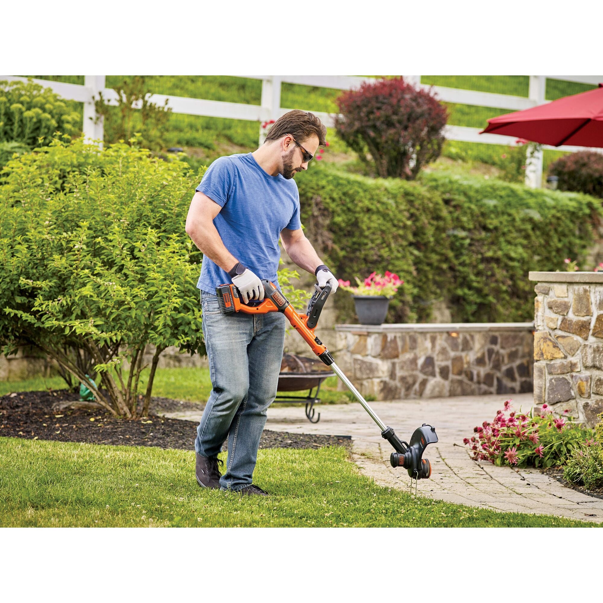 black-decker-40v-max-cordless-string-trimmer-and-edger-battery-and-charger-inclu image 2