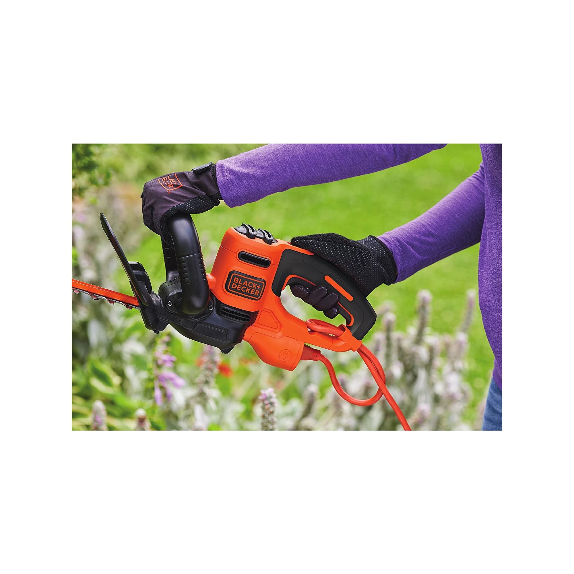 black-decker-22-inch-electric-hedge-trimmer-4-0-amp-lightweight-low-vibration image 3