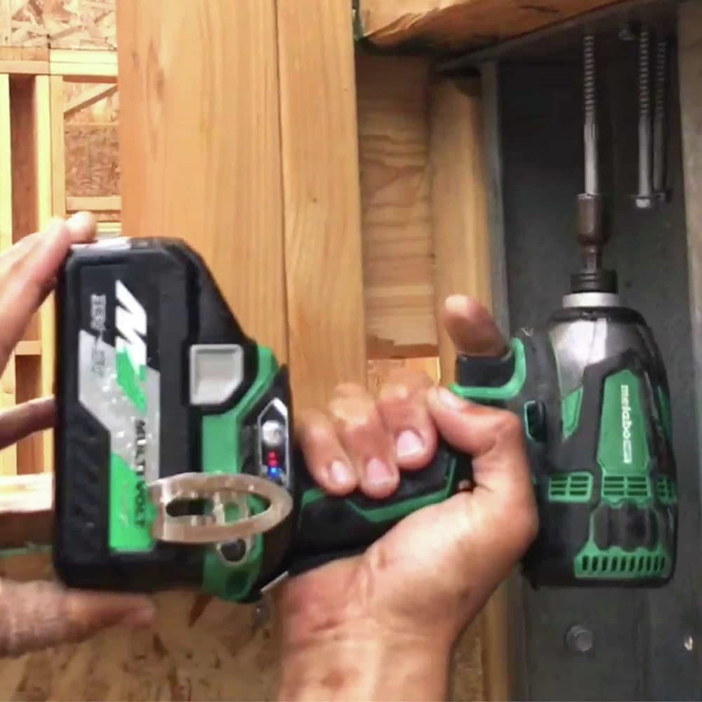 metabo-hpt-18v-cordless-impact-driver-kit-triple-hammer-technology-2-3-0ah-batte image 7