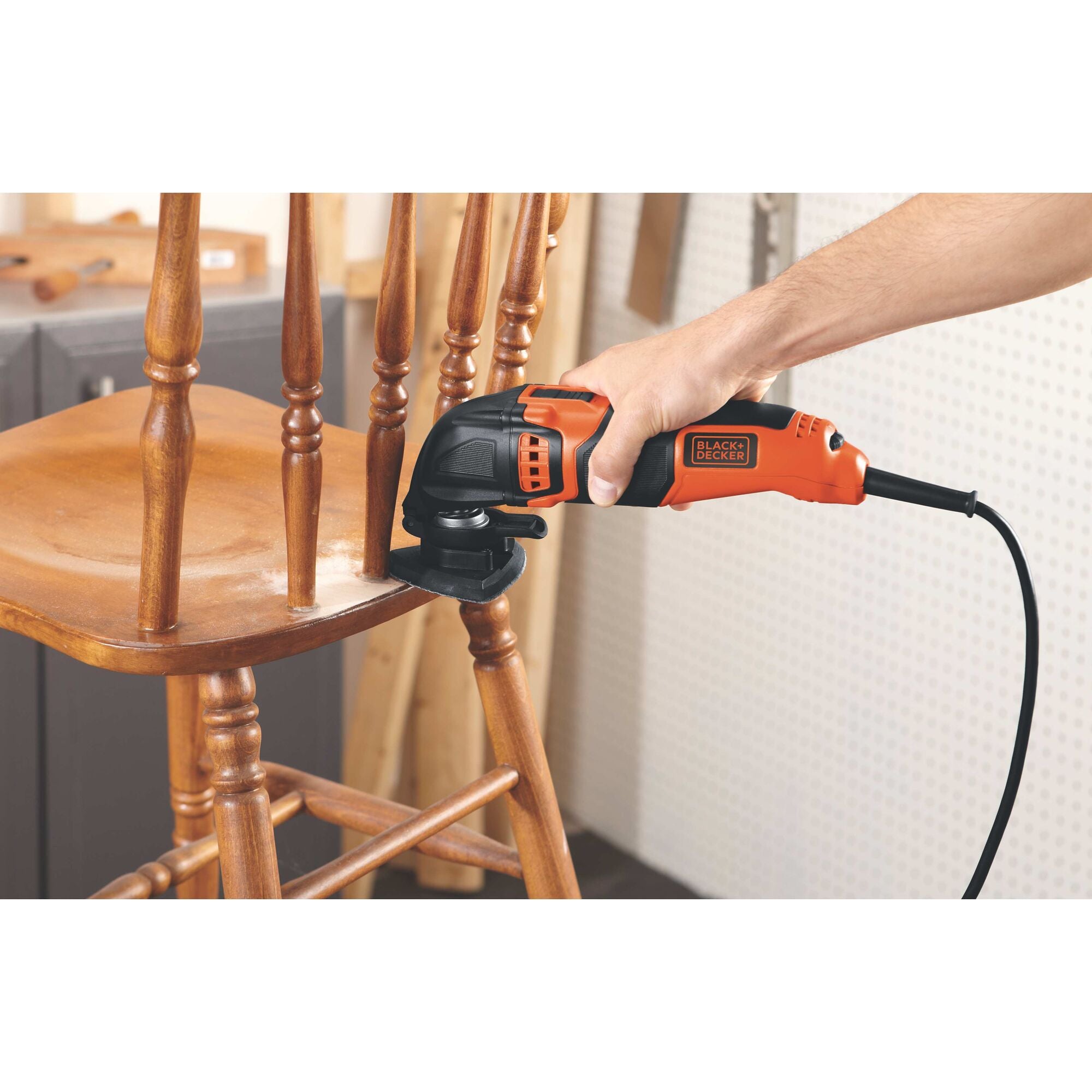 black-decker-oscillating-multi-tool-variable-speed-2-5-amp image 2