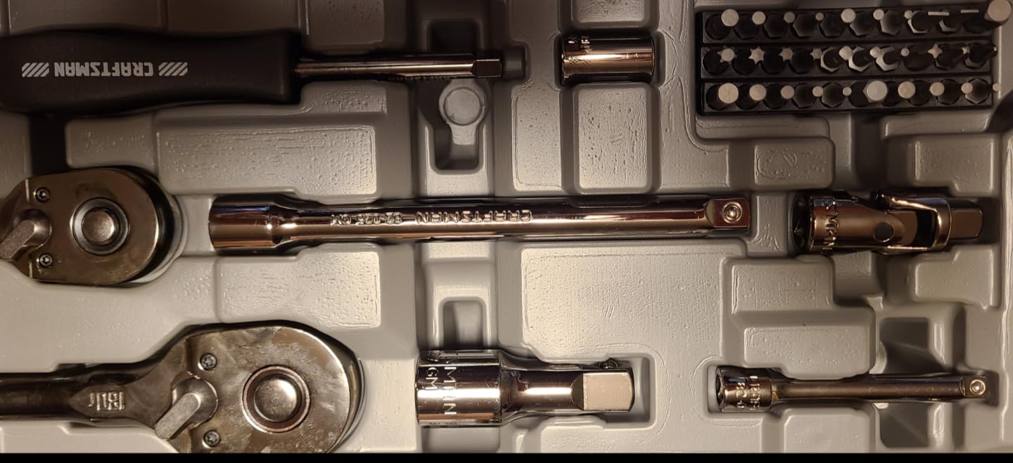 Nice set, but some sockets are tight
