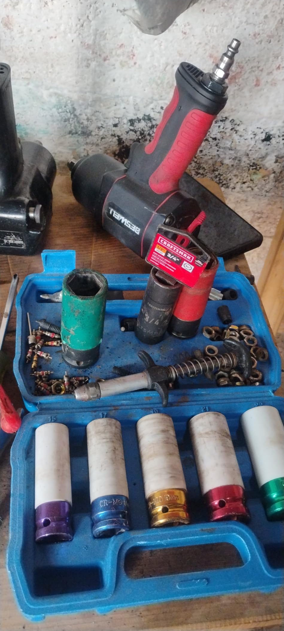 Sturdy socket