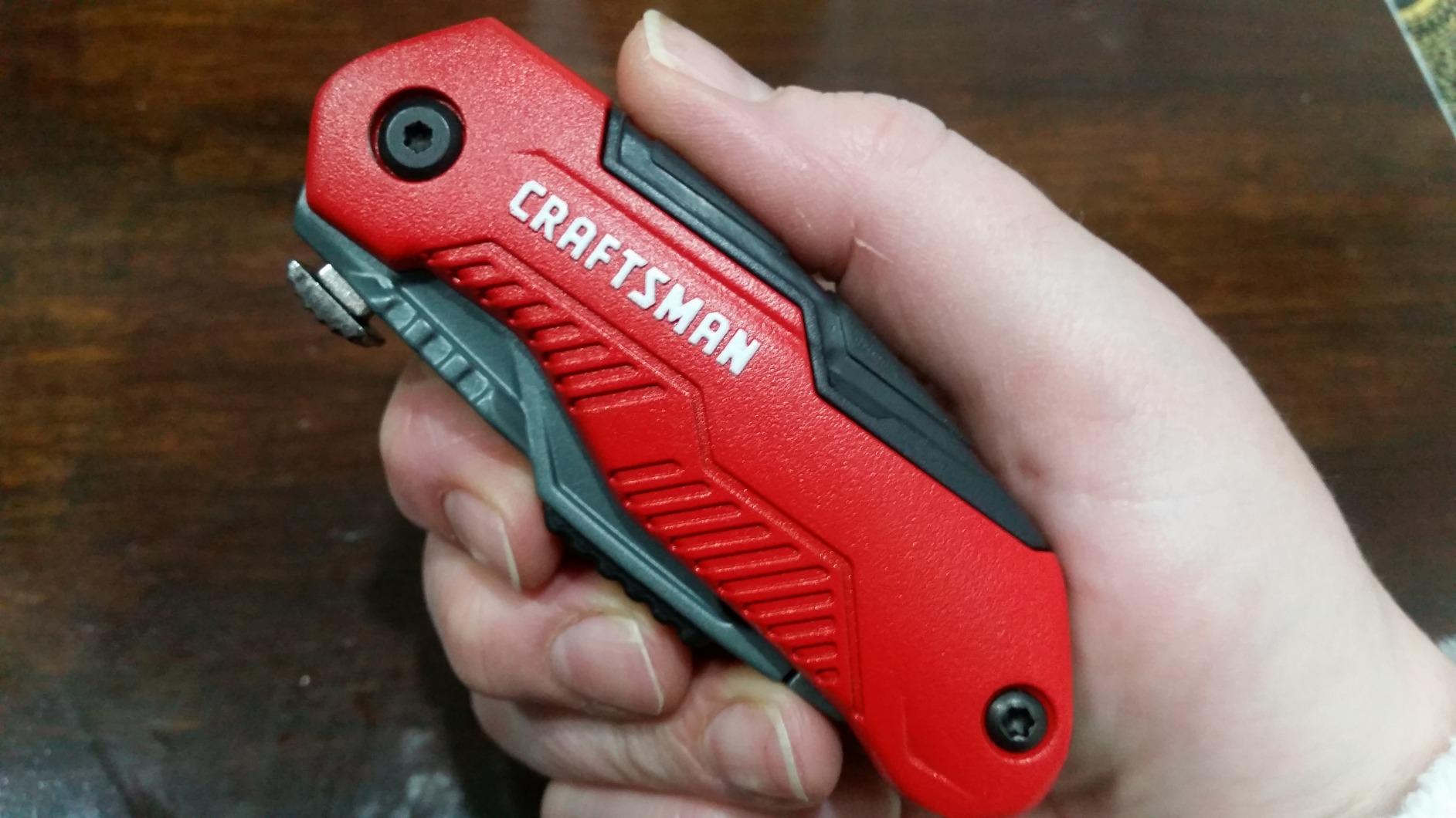 Good knife, but overpriced