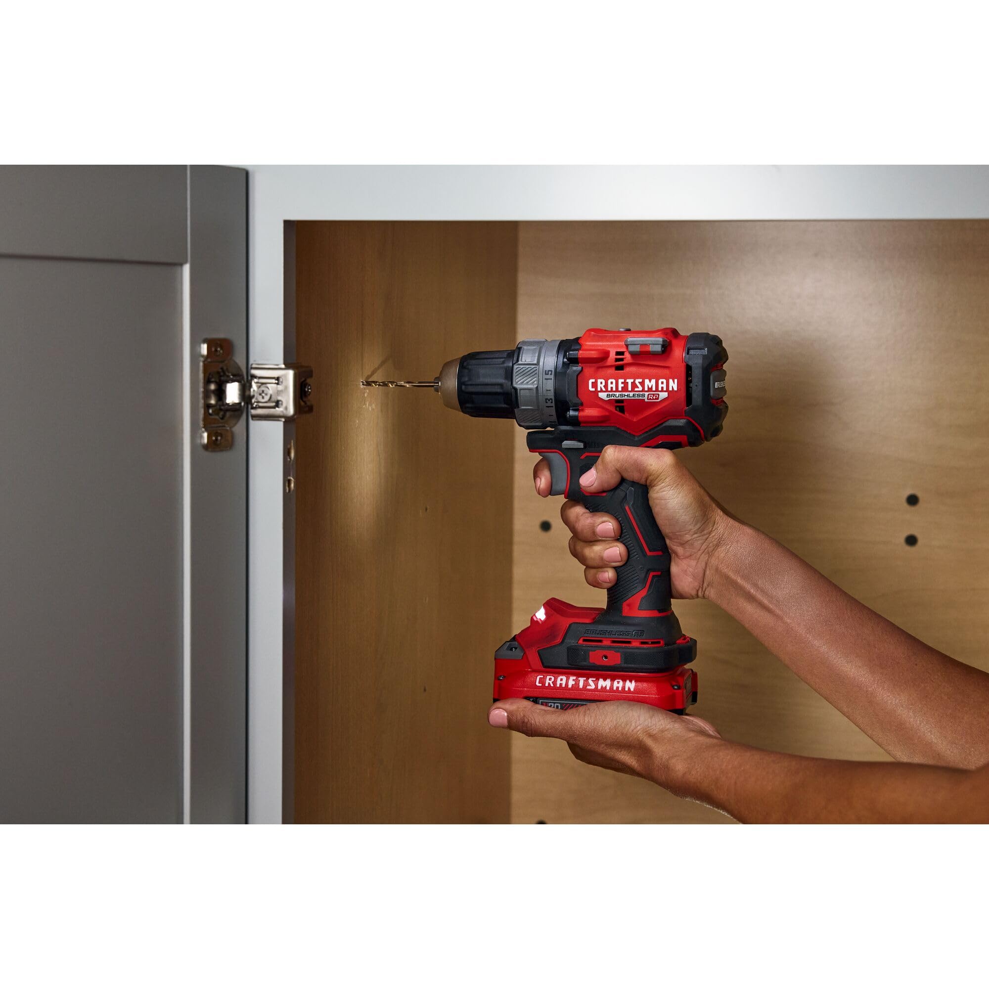 craftsman-v20-1-2-inch-brushless-drill-driver-kit-cmcd725d2-with-2-batteries-and image 7