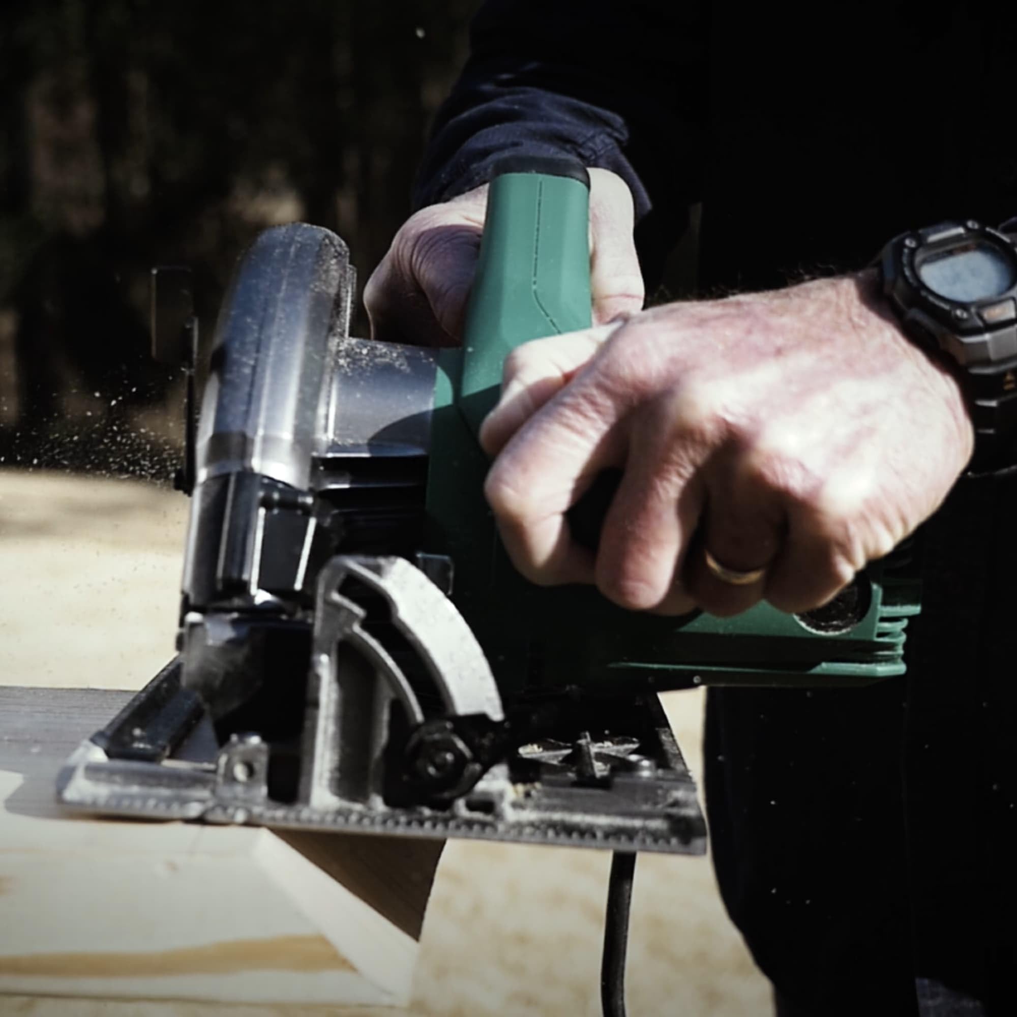 metabo-hpt-7-1-4-inch-circular-saw-kit-c7sb3-with-24t-blade-15-amp-motor-dust-bl image 4