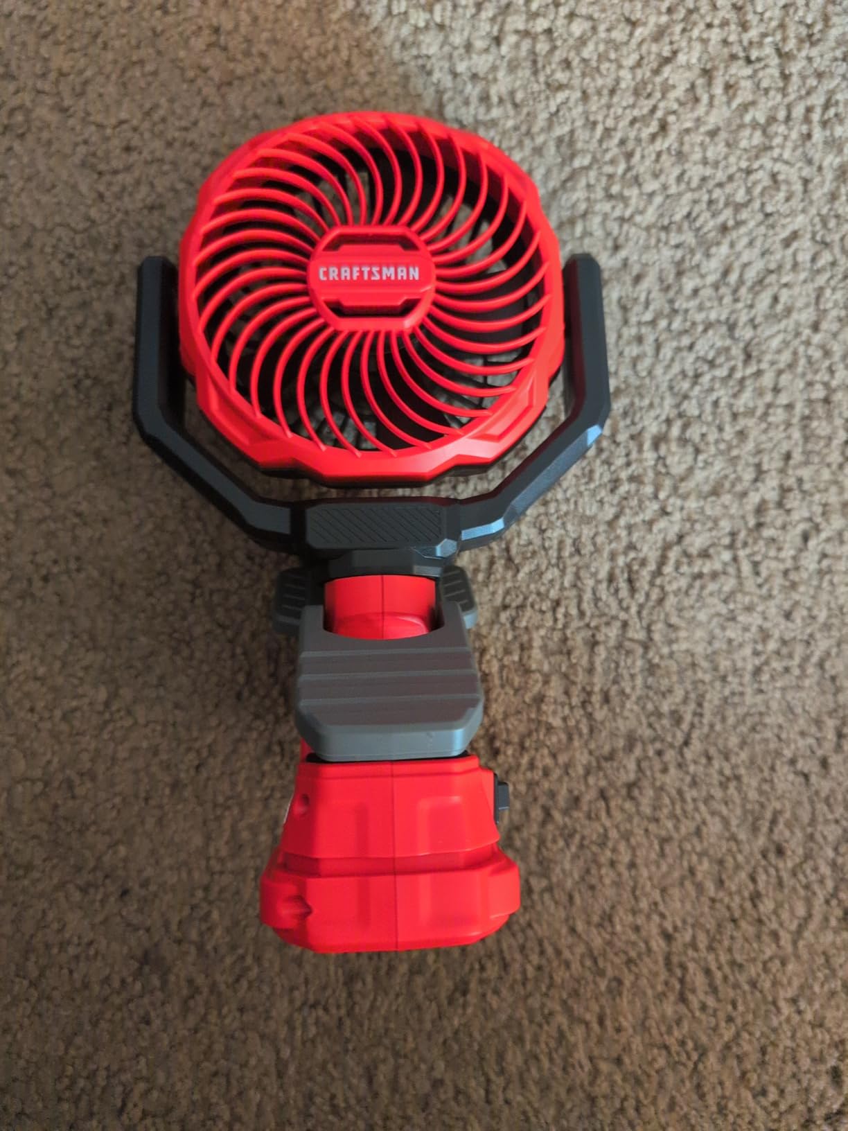 Good fan, but battery not included