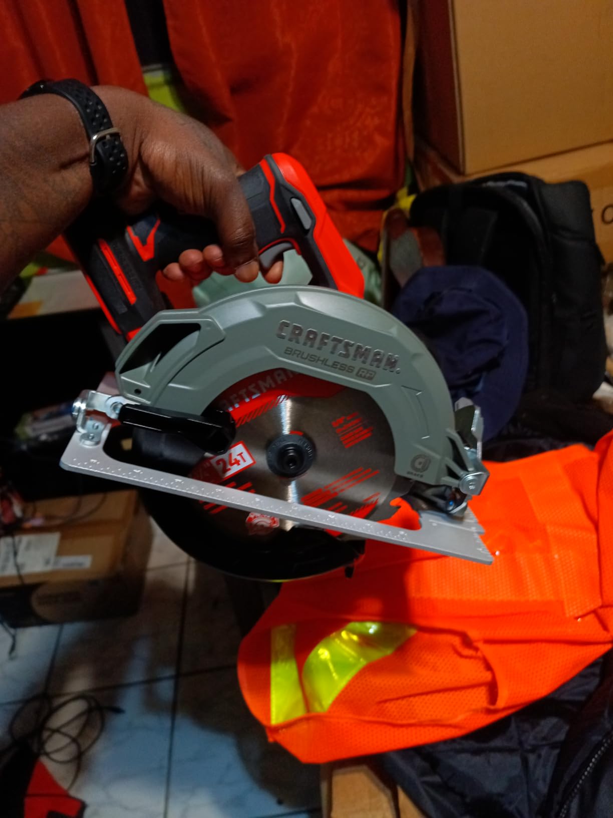 Great saw, but batteries sold separately