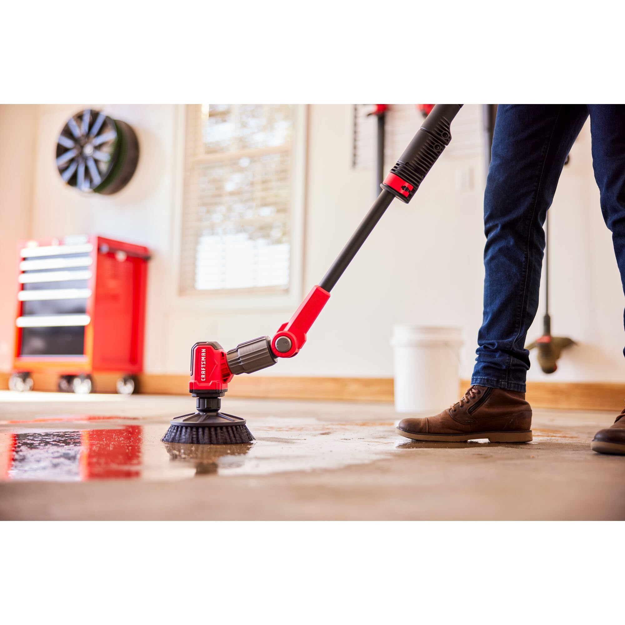 craftsman-v20-cordless-2-in-1-power-scrubber-kit-cmcps520d1-with-telescoping-pol image 8
