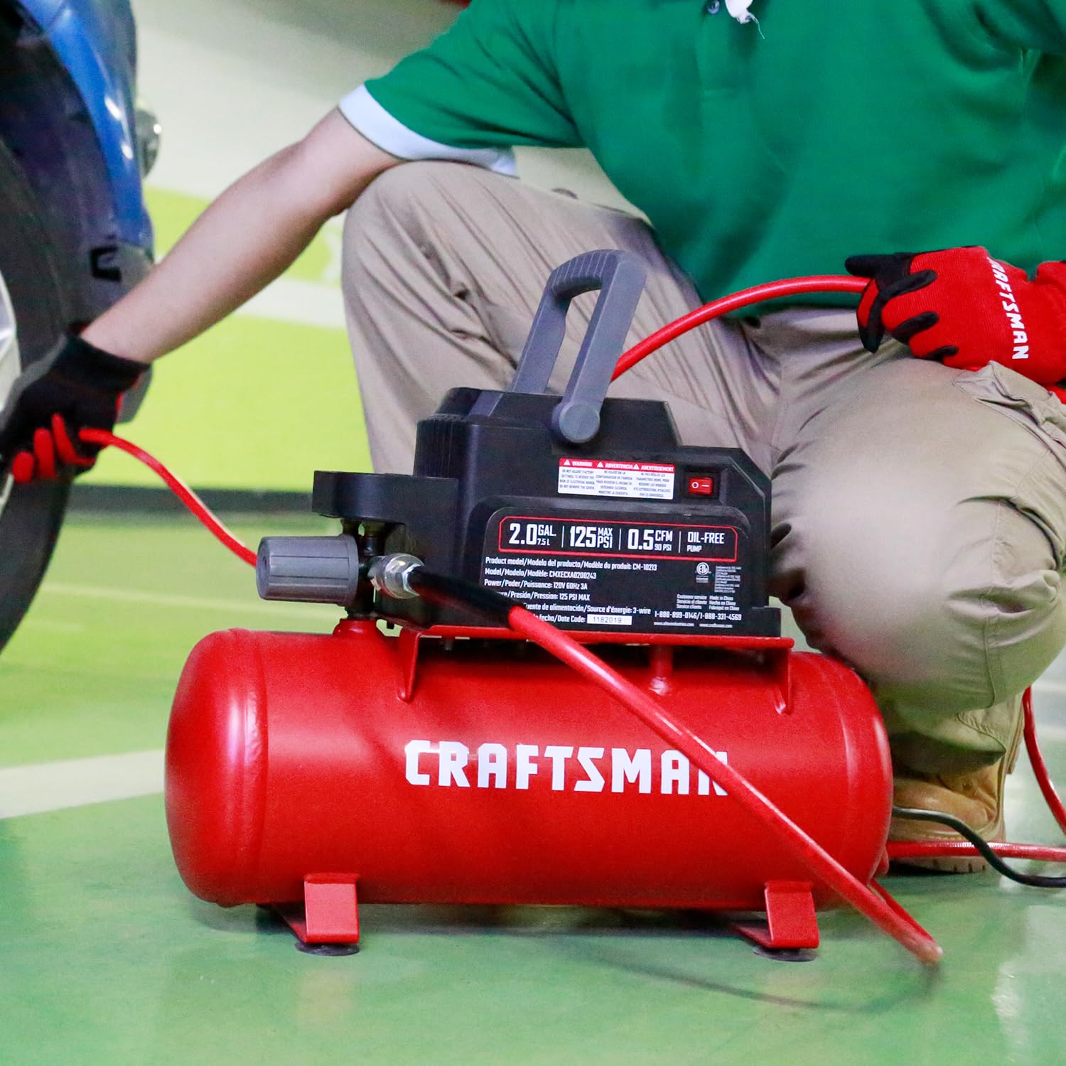 craftsman-2-gallon-portable-air-compressor-1-3-hp-oil-free-125-psi-hot-dog-cmxec image 3