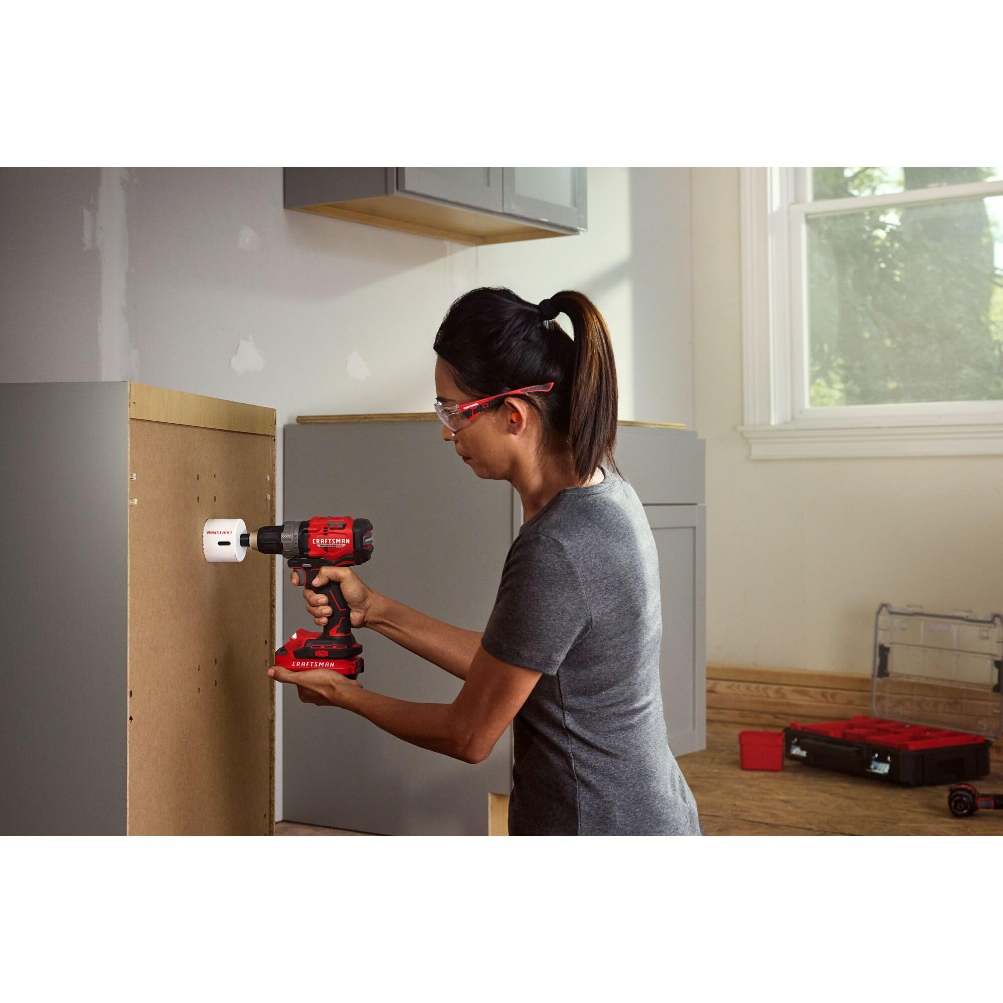 craftsman-v20-1-2-inch-brushless-drill-driver-kit-cmcd725d2-with-2-batteries-and image 8