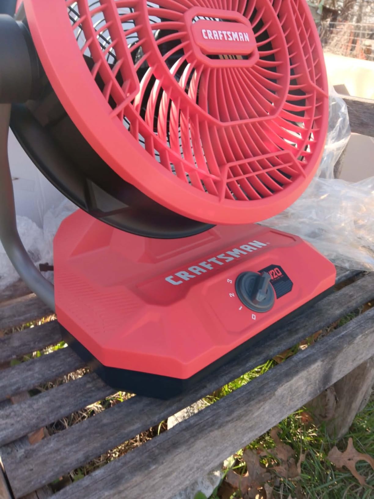 Powerful airflow, great for the garage