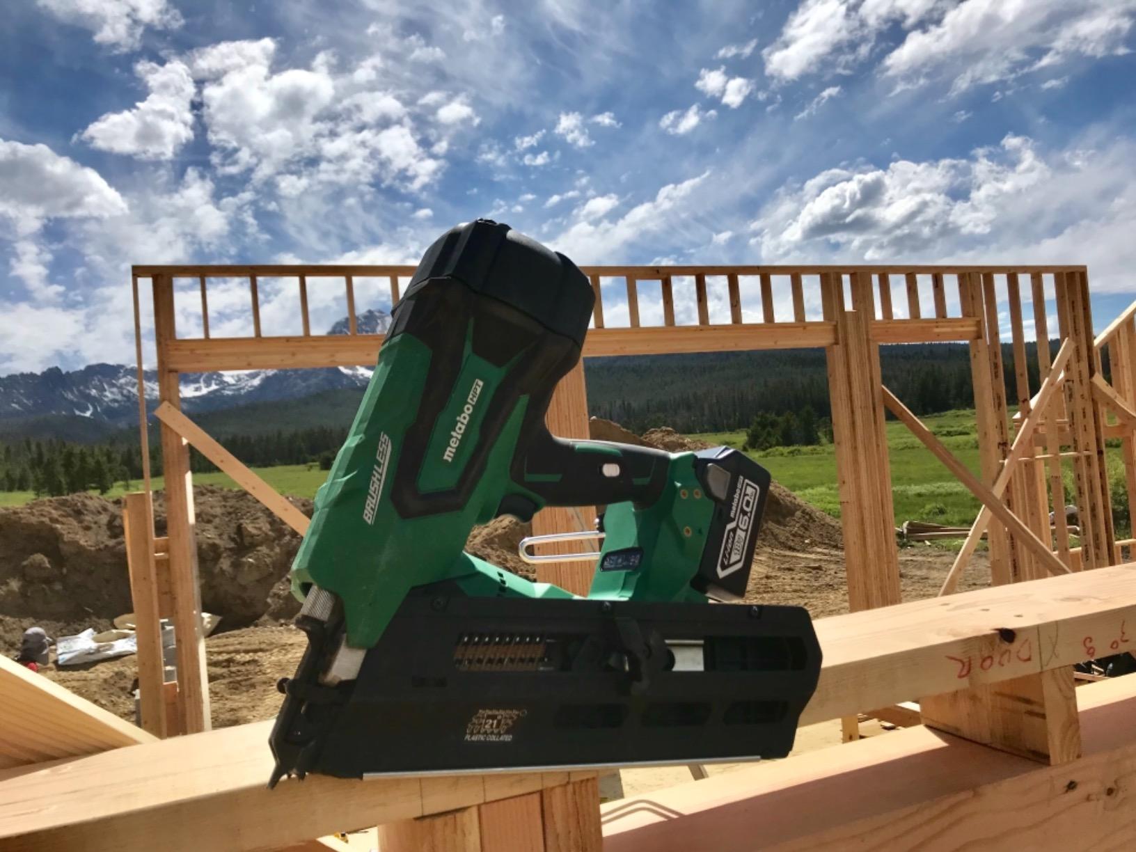Great nailer, but heavy