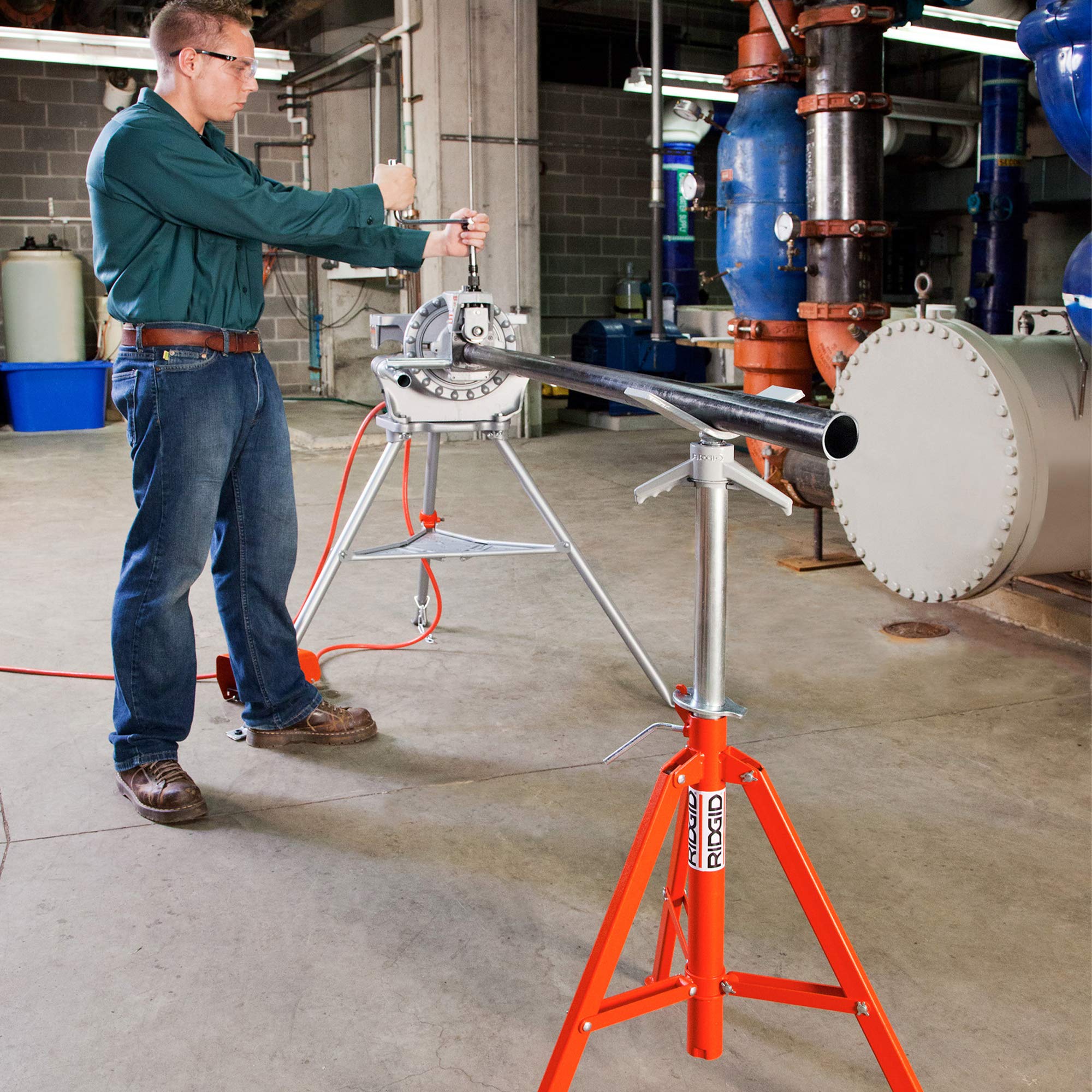 ridgid-model-vj-99-v-head-high-pipe-stand-12-inch-capacity-56662 image 2