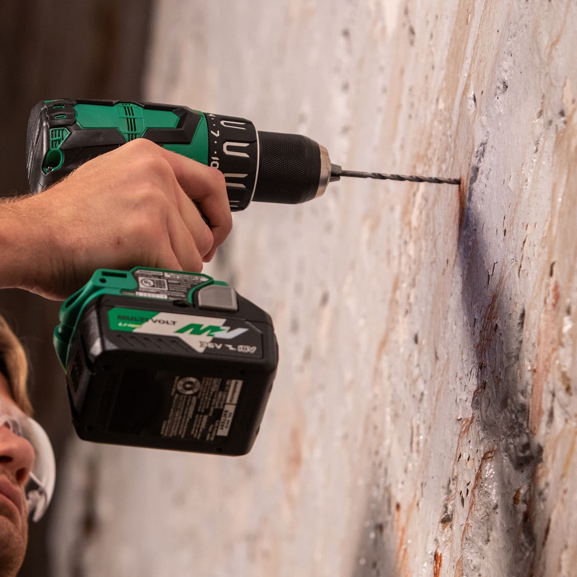 metabo-hpt-18v-multivolt-hammer-drill-and-triple-hammer-impact-driver-combo-kit- image 6