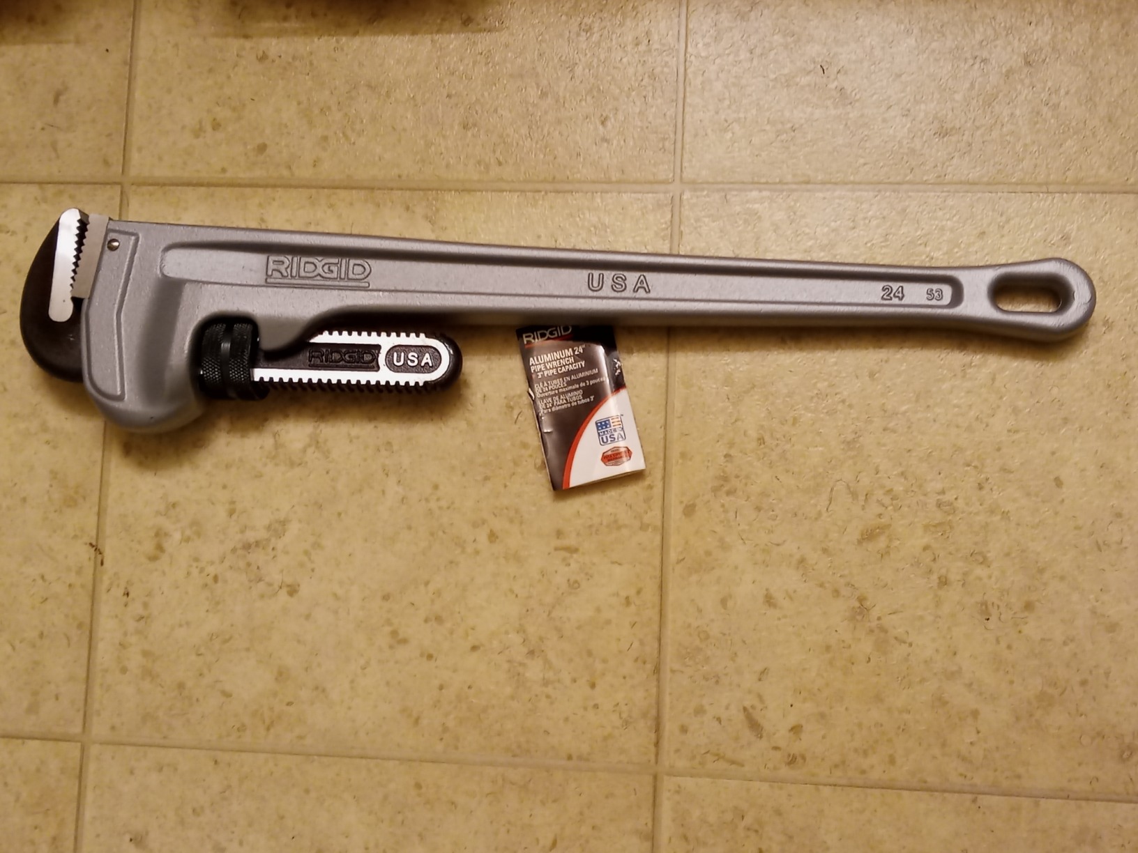 Solid wrench