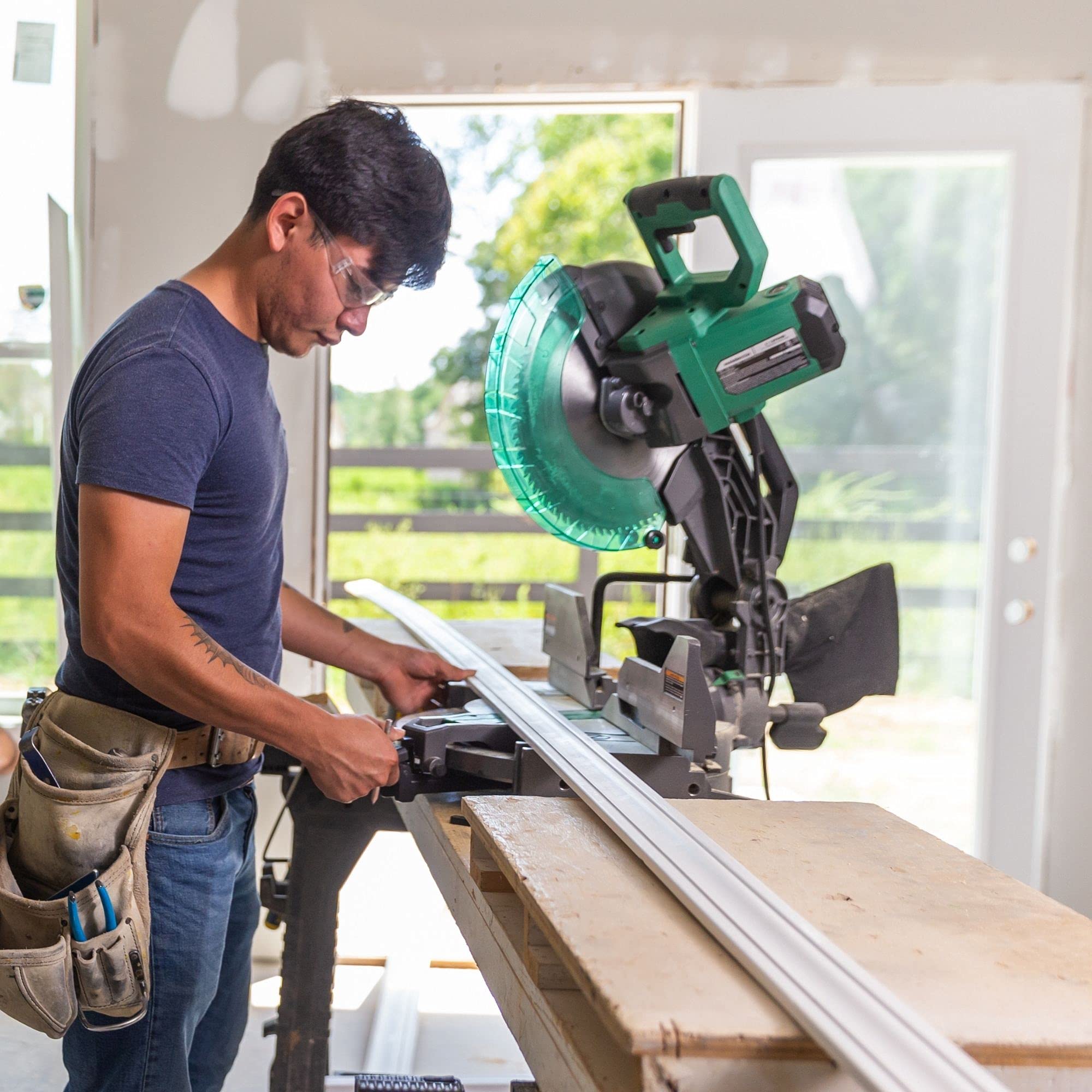 metabo-hpt-12-inch-dual-bevel-compound-miter-saw-with-xact-cut-led-shadow-line-c image 5