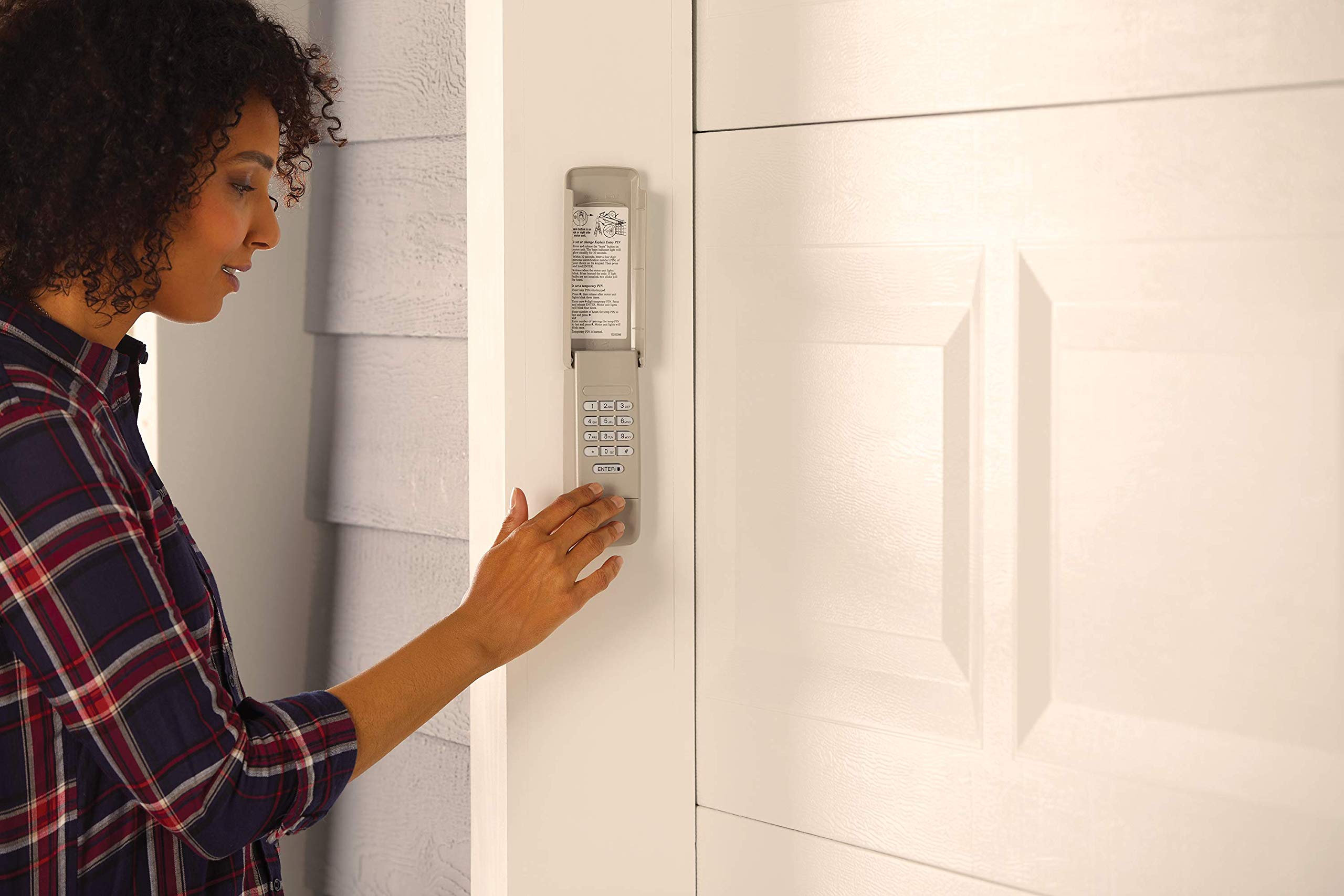 craftsman-garage-door-wireless-keypad-gray-cmxzdcg440 image 2