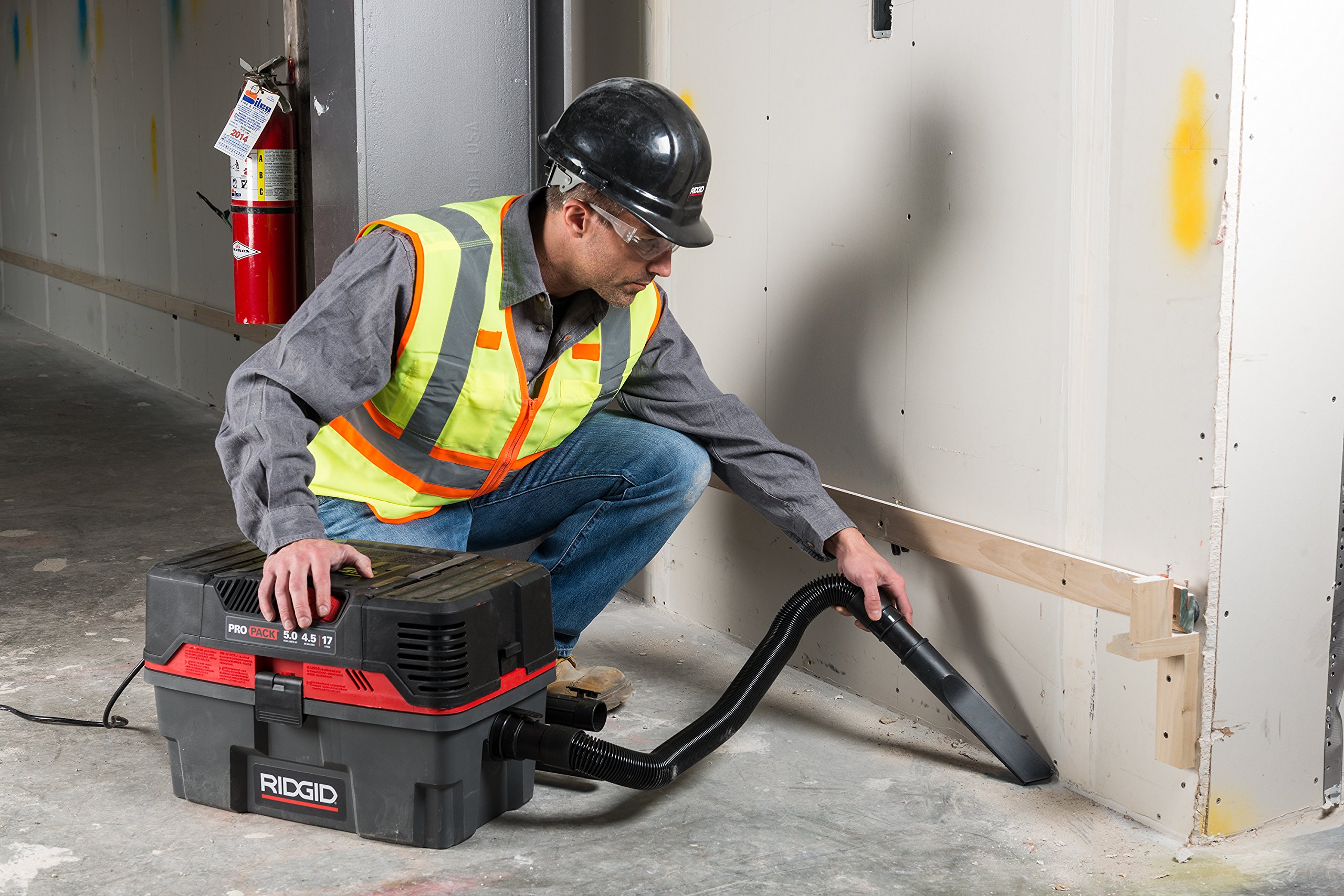 ridgid-4500rv-propack-4-5-gallon-portable-wet-dry-shop-vacuum-with-toolbox-desig image 7