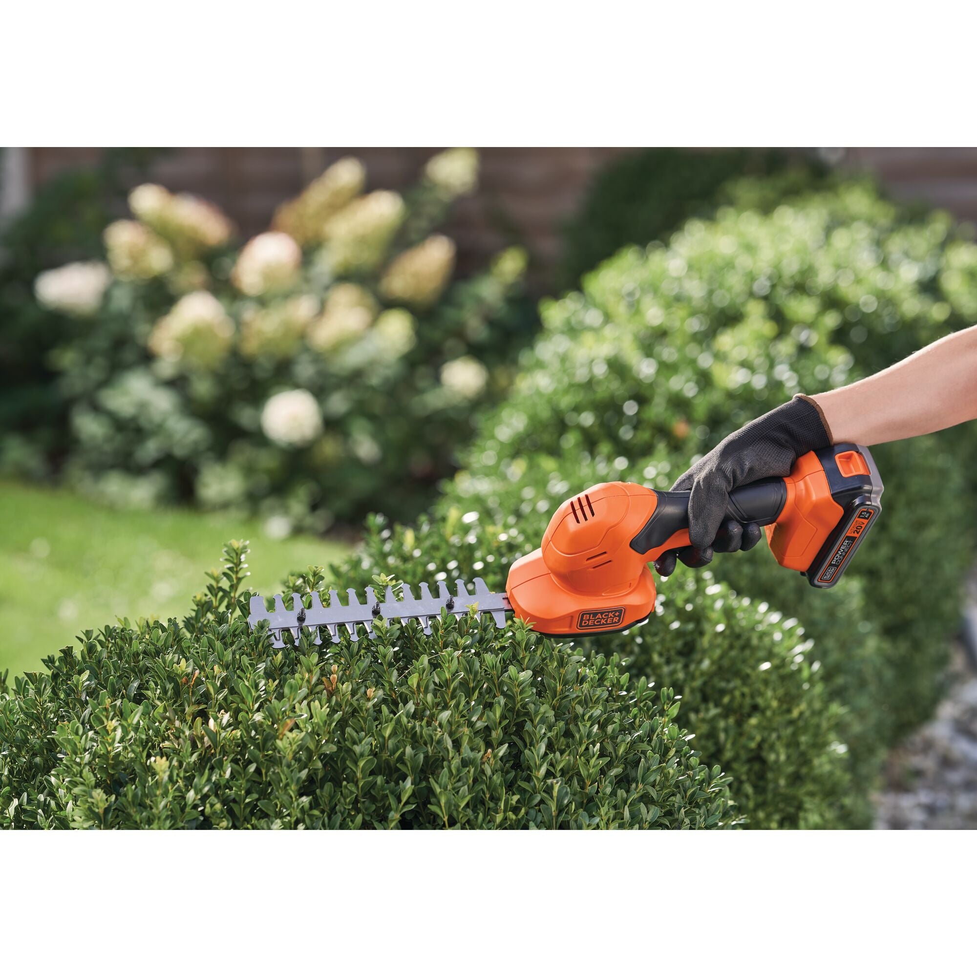 black-decker-20v-max-powerconnect-3-8-cordless-shear-shrubber-with-battery-charg image 3