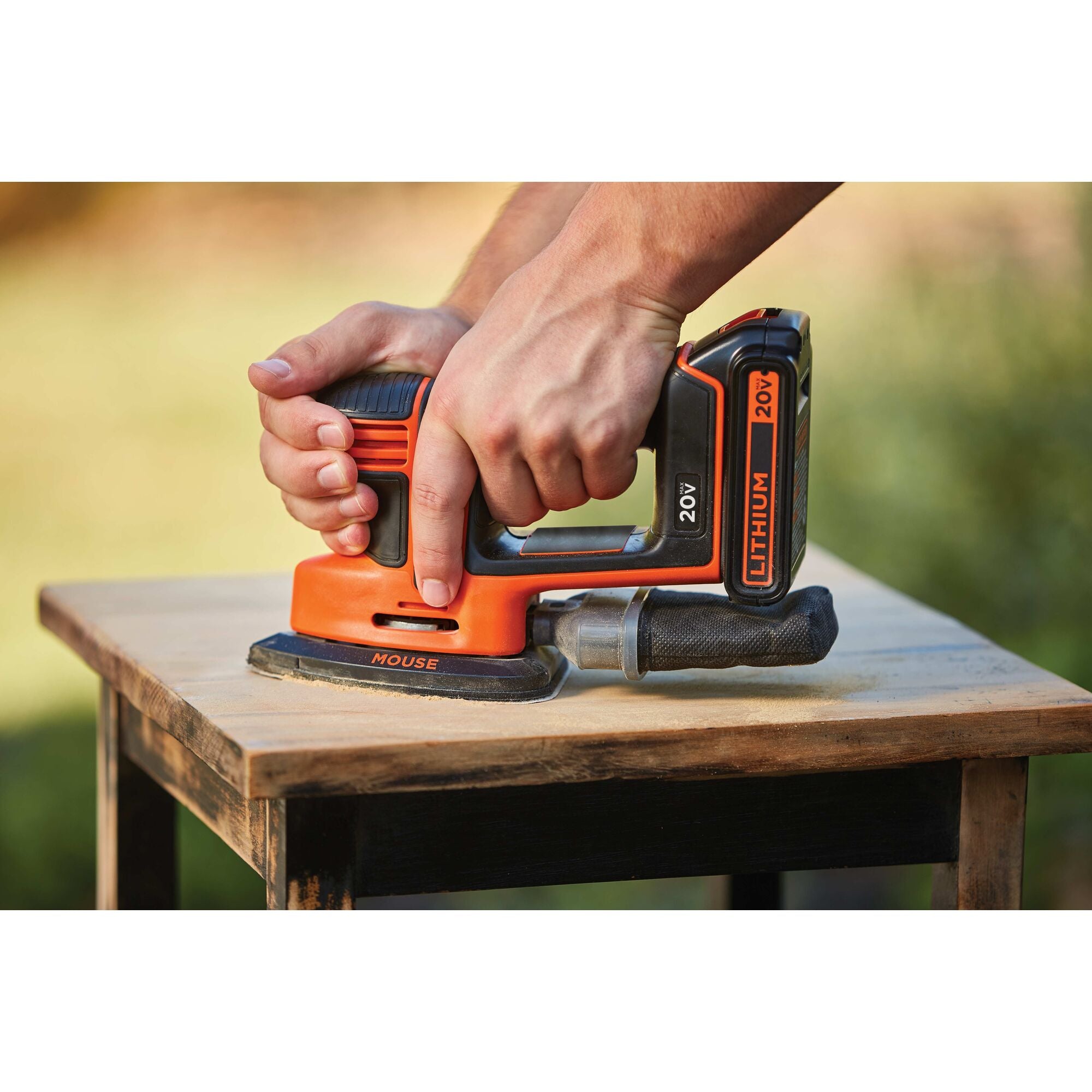 black-decker-20v-max-mouse-cordless-sander-battery-charger-included image 3