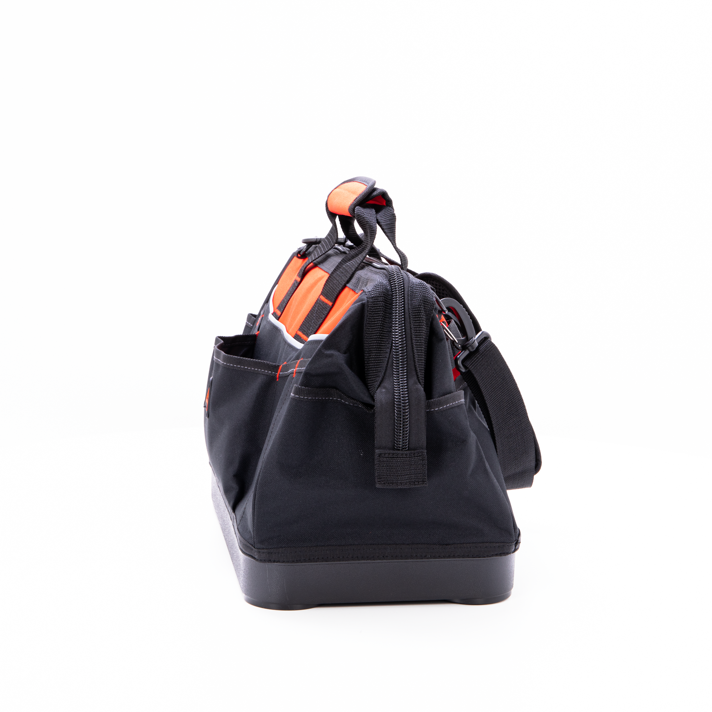 black-decker-16-inch-wide-mouth-tool-bag image 6