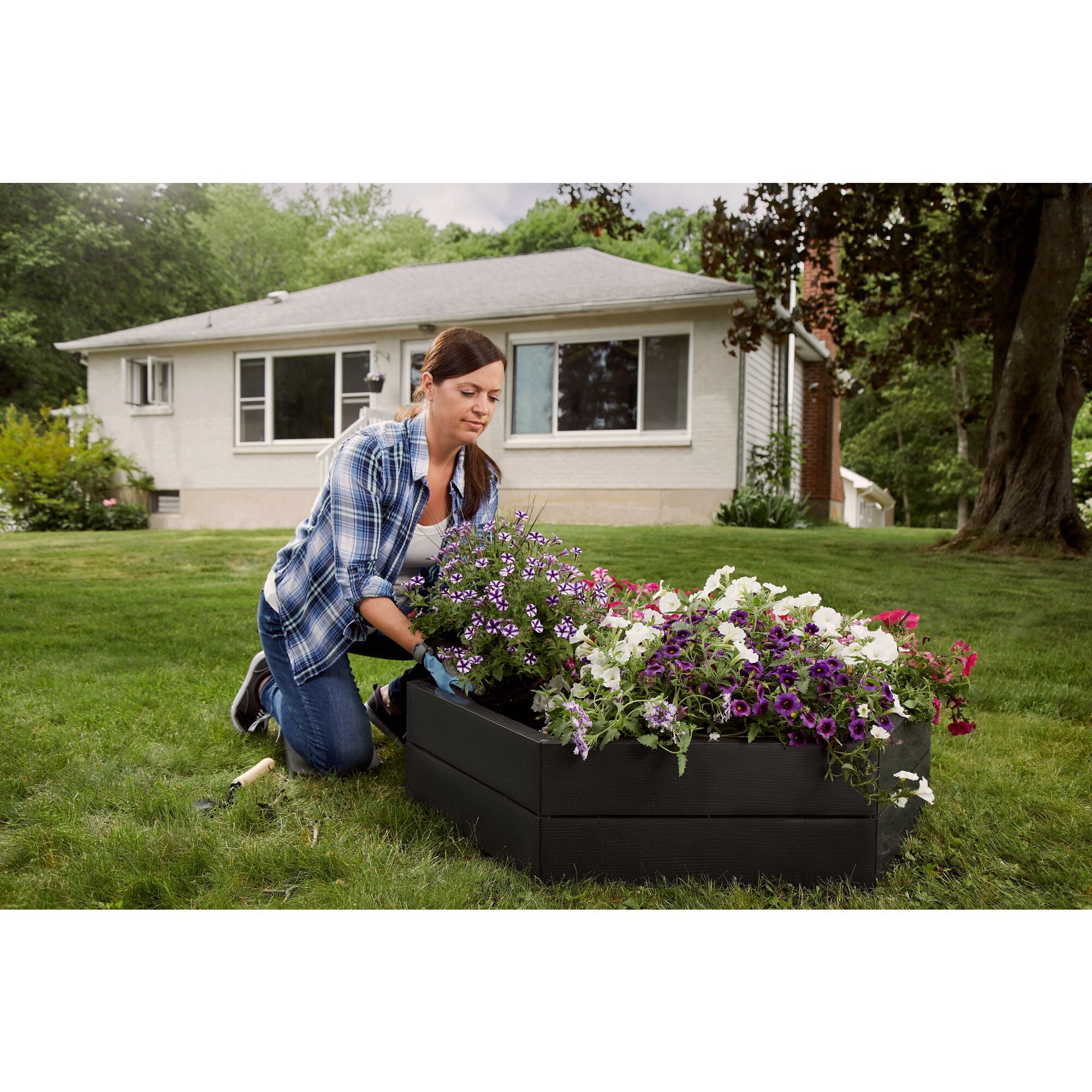 black-decker-3ft-raised-garden-bed-for-easy-gardening image 2