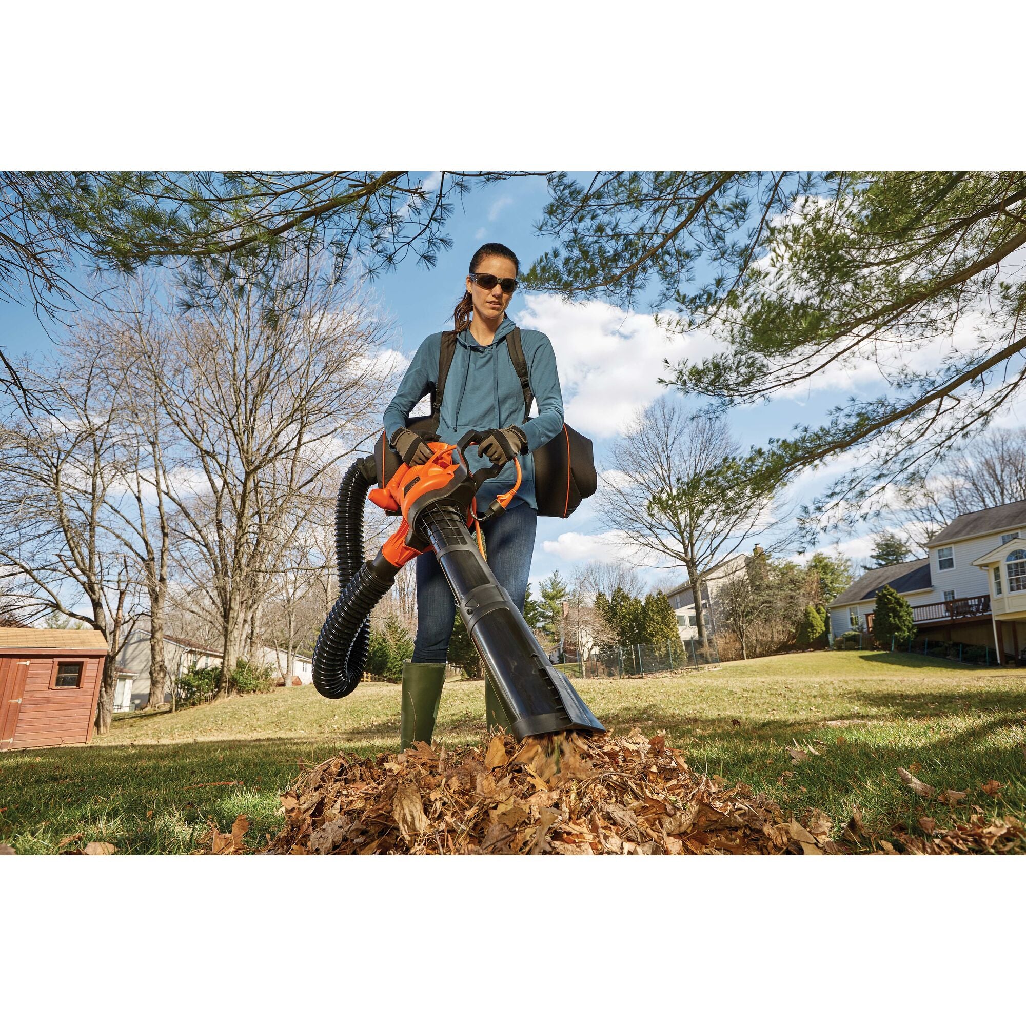 black-decker-3-in-1-vacpack-12-amp-electric-leaf-blower-vacuum-and-mulcher image 2