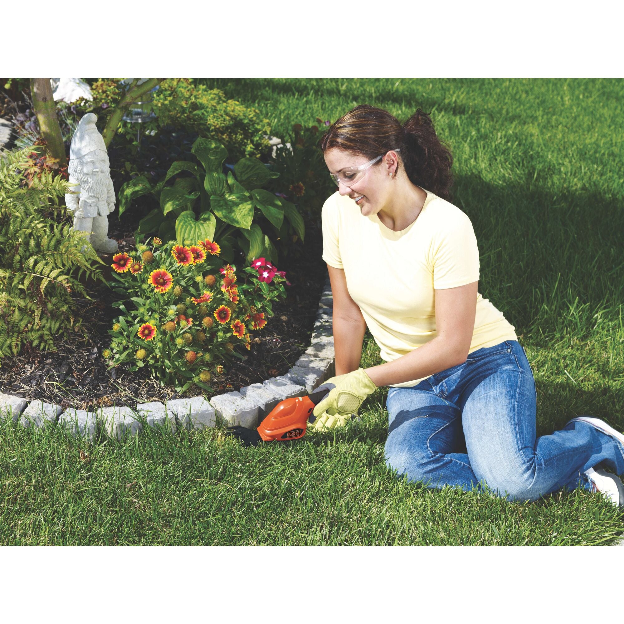 black-decker-shrub-trimmer-grass-shear-combo-cordless-3-6v image 2