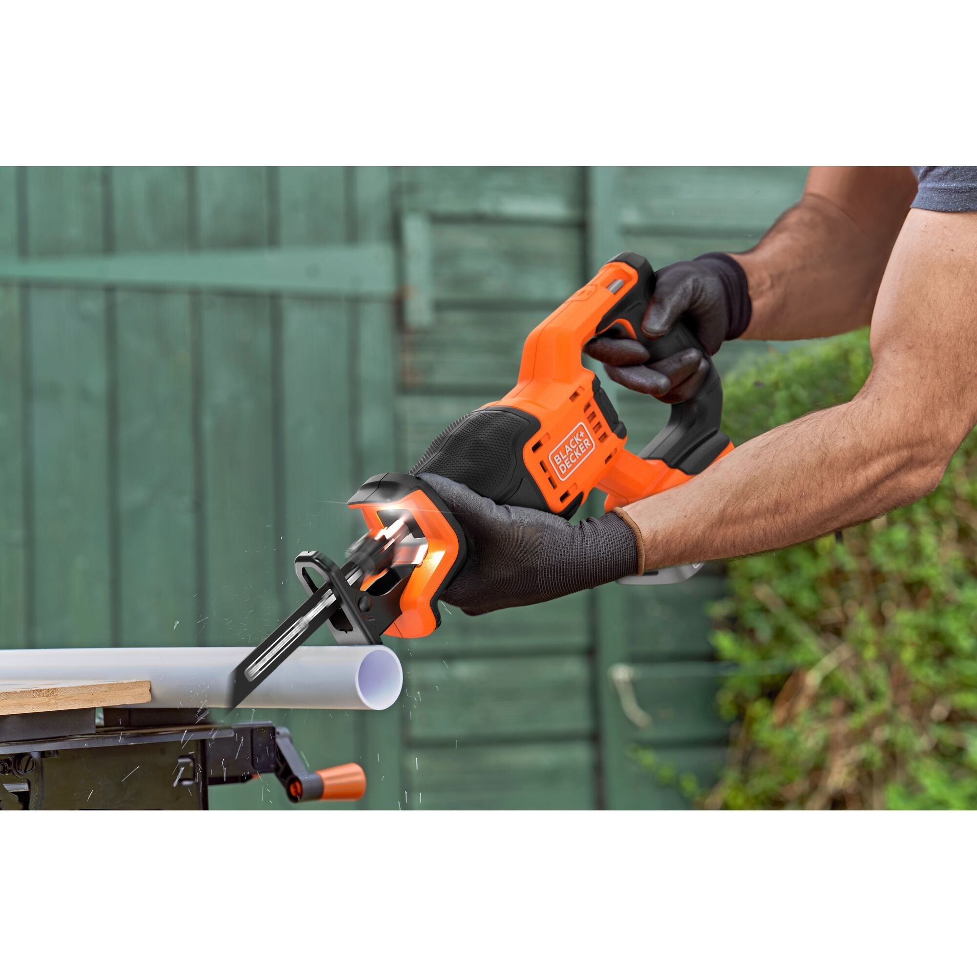 black-decker-20v-max-powerconnect-cordless-brushless-reciprocating-saw-tool-only image 2