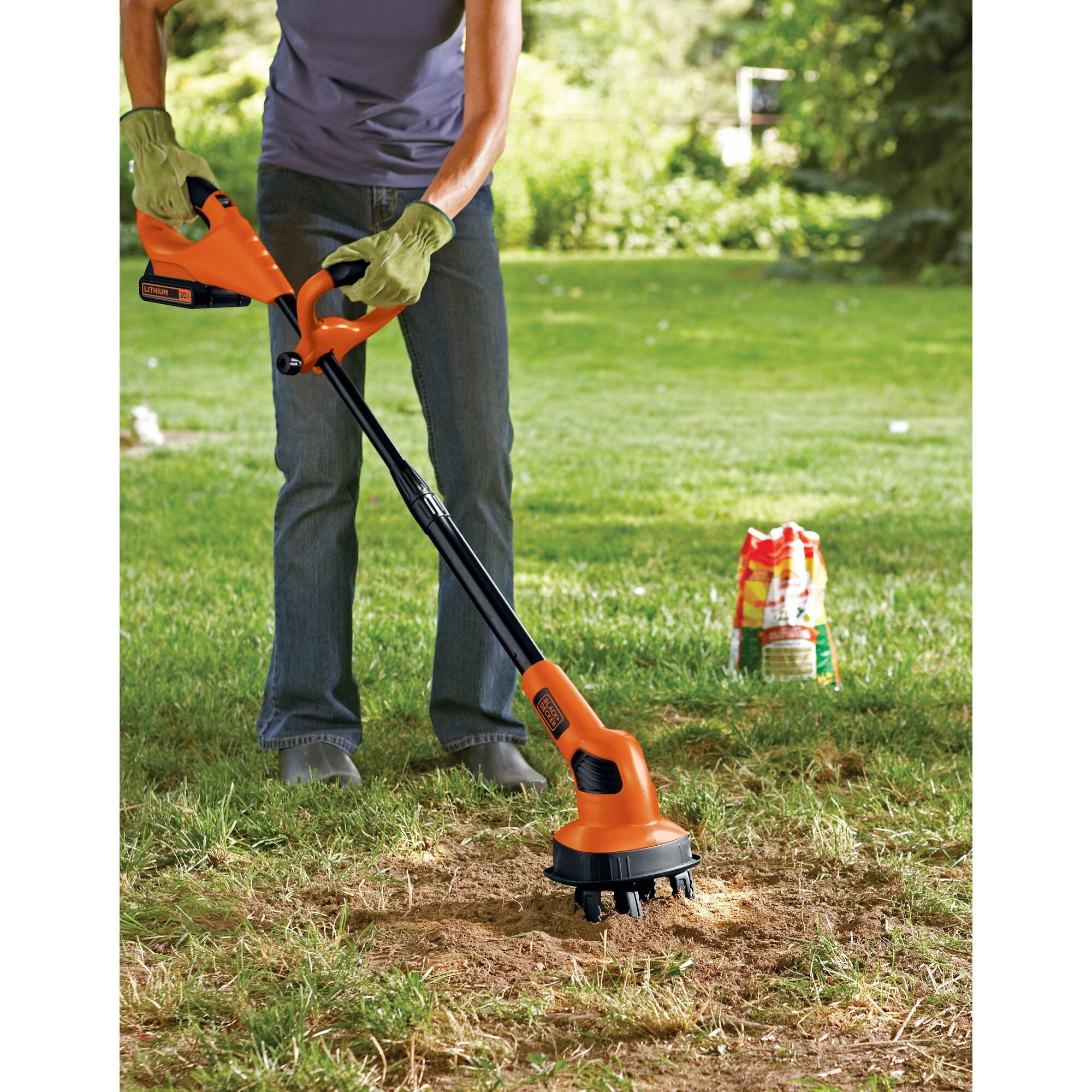black-decker-20v-max-powerconnect-cordless-garden-cultivator-battery-charger-inc image 3
